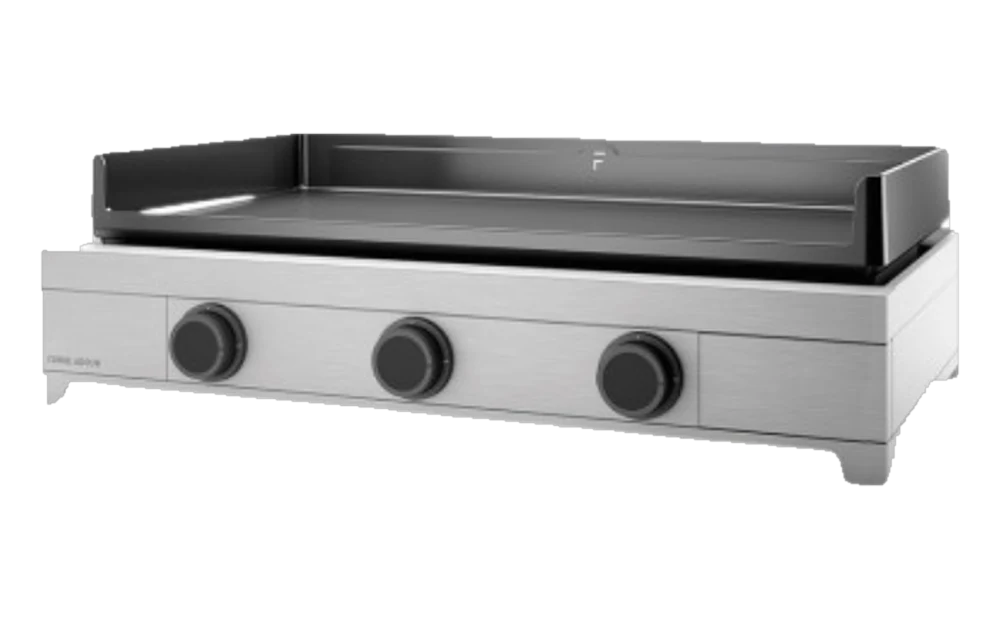 Plancha Forge Adour Modern 75 à trois feux, corps inox brossé et plaque de cuisson, modèle intégrable dans une cuisine extérieure Pod BarbecueZone