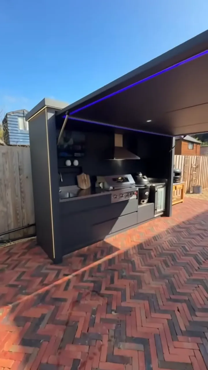 Cuisine extérieure niveau supérieur : Pod inox 304 design — vidéo BarbecueZone